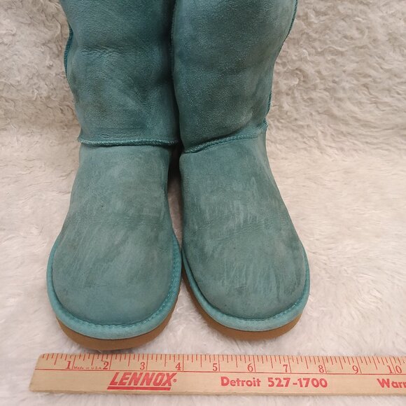 UGG Classic Short II Women Boots Size 8 - Picture 2 of 7
